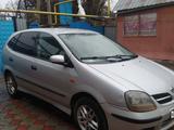 Nissan Almera Tino 2001 годаүшін2 500 000 тг. в Алматы