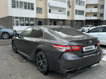 Toyota Camry 2020 года за 13 500 000 тг. в Астана – фото 6