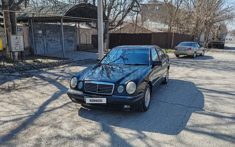 Mercedes-Benz E 280 1999 годаfor2 900 000 тг. в Шымкент