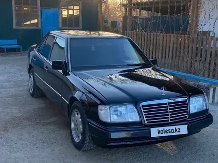 Mercedes-Benz E 200 1994 года за 2 000 000 тг. в Кызылорда – фото 3