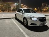 Chevrolet Cruze 2012 года за 1 900 000 тг. в Астана – фото 2