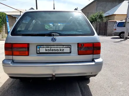 Volkswagen Passat 1995 года за 2 800 000 тг. в Шымкент – фото 3