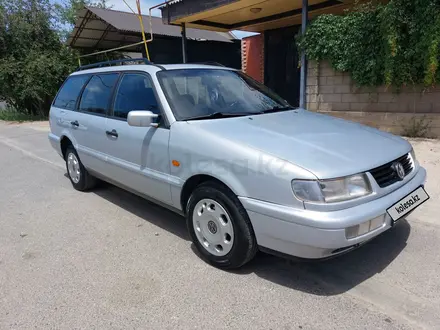 Volkswagen Passat 1995 года за 2 800 000 тг. в Шымкент – фото 7