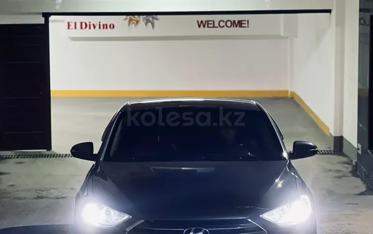 Hyundai Elantra 2018 года за 7 950 000 тг. в Актау