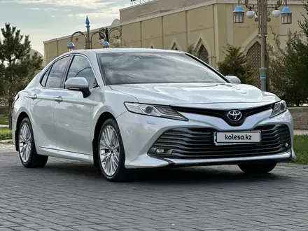 Toyota Camry 2019 года за 15 200 000 тг. в Туркестан – фото 16