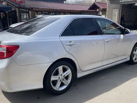 Toyota Camry 2014 года за 9 100 000 тг. в Алматы – фото 16