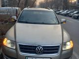 Volkswagen Touareg 2006 года за 5 000 000 тг. в Алматы – фото 3