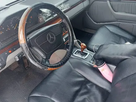 Mercedes-Benz E 280 1993 года за 1 500 000 тг. в Астана – фото 3