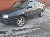 Volkswagen Vento 1992 годаfor1 250 000 тг. в Караганда – фото 4