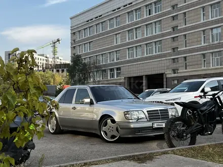 Mercedes-Benz E 500 1993 года за 5 900 000 тг. в Алматы – фото 7