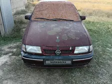 Opel Vectra, 1992