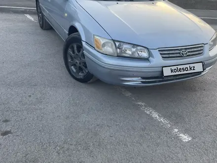 Toyota Camry 1998 года за 3 200 000 тг. в Караганда – фото 9