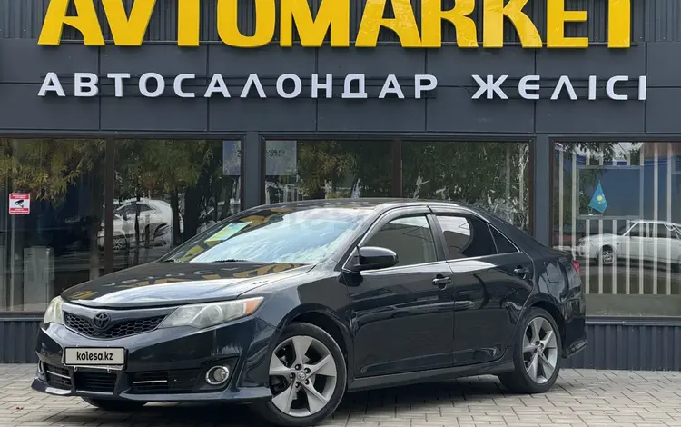 Toyota Camry 2013 года за 7 600 000 тг. в Уральск