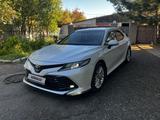 Toyota Camry 2021 годаүшін13 500 000 тг. в Петропавловск – фото 2