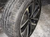 Диски шинами за 120 000 тг. в Алматы