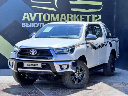 Toyota Hilux 2021 года за 21 850 000 тг. в Актау