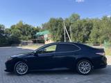 Toyota Camry 2018 годаүшін7 500 000 тг. в Актобе – фото 3