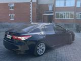 Toyota Camry 2018 годаүшін7 500 000 тг. в Актобе – фото 5