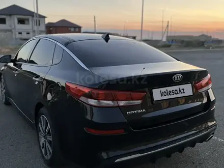 Kia Optima 2019 года за 10 000 000 тг. в Атырау – фото 5