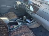 Toyota Camry 2002 годаfor4 500 000 тг. в Усть-Каменогорск – фото 4