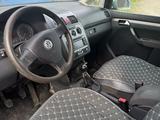 Volkswagen Touran 2006 года за 3 000 000 тг. в Караганда – фото 5