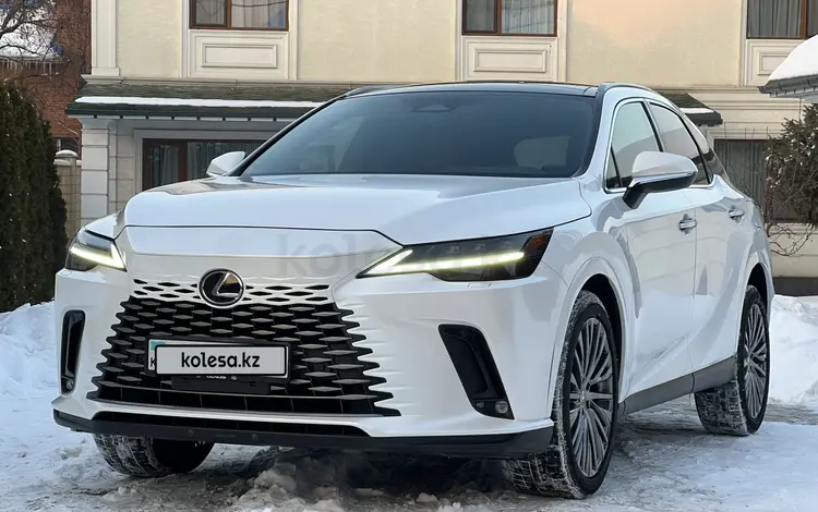 Lexus RX 350 2022 годаfor36 000 000 тг. в Алматы