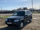 Chevrolet Niva 2012 года за 2 900 000 тг. в Атырау – фото 2