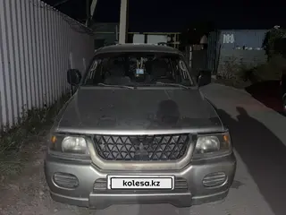 Mitsubishi Montero Sport, 2002