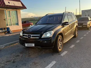 Mercedes-Benz GL 320