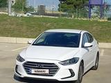Hyundai Elantra 2018 года за 3 800 000 тг. в Уральск