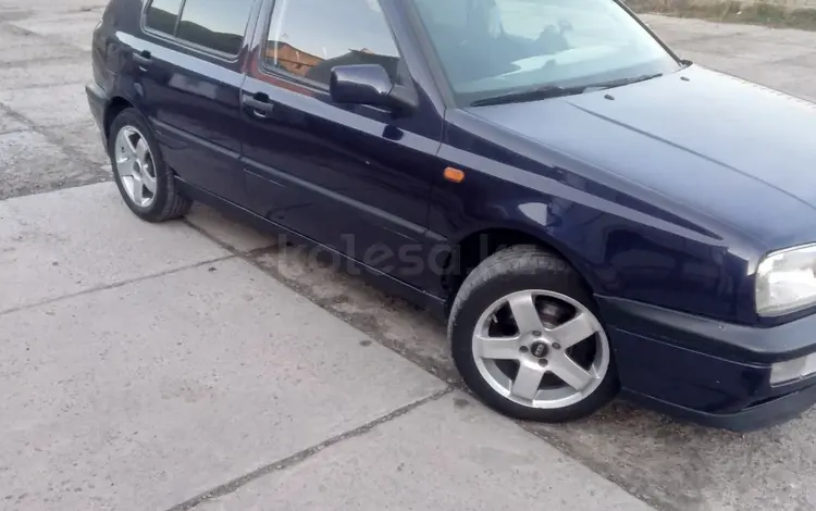 Volkswagen Golf 1996 года за 2 500 000 тг. в Тараз