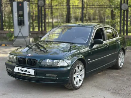 BMW 325 2000 года за 2 900 000 тг. в Алматы