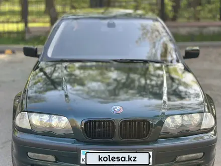 BMW 325 2000 года за 2 900 000 тг. в Алматы – фото 2