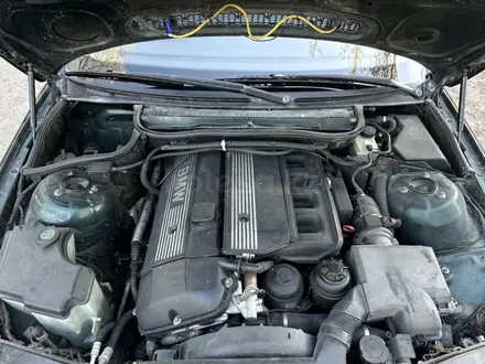 BMW 325 2000 года за 2 900 000 тг. в Алматы – фото 7
