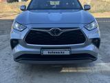 Toyota Highlander 2023 года за 26 000 000 тг. в Жезказган – фото 2