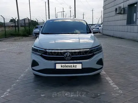 Volkswagen Polo 2021 года за 9 500 000 тг. в Атырау – фото 2