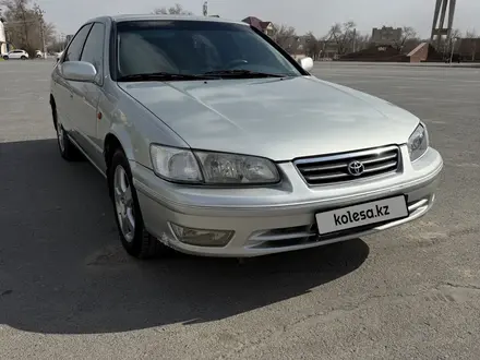 Toyota Camry 2000 года за 5 000 000 тг. в Кызылорда – фото 3