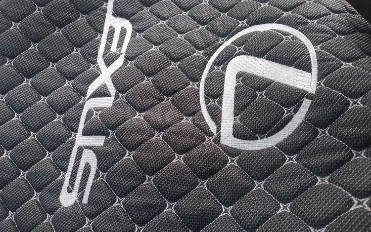 Чехлы от лексус за 14 000 тг. в Астана