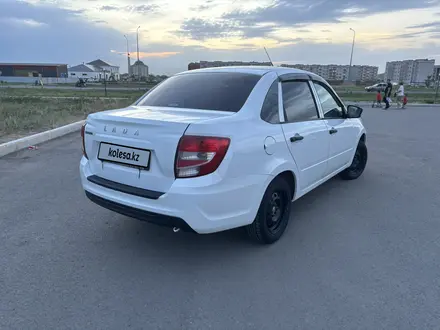 ВАЗ (Lada) Granta 2190 2021 года за 3 800 000 тг. в Актобе – фото 4