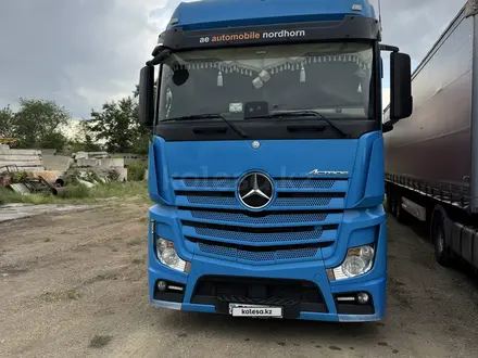 Mercedes-Benz  Actros 2018 года за 29 000 000 тг. в Астана – фото 9