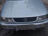 Volkswagen Passat 1995 годаүшін2 000 000 тг. в Ленгер – фото 4