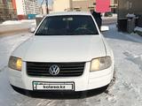 Volkswagen Passat 2002 годаfor2 450 000 тг. в Астана