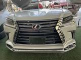 Бампер в сборе Lexus LX570 за 500 000 тг. в Алматы – фото 3