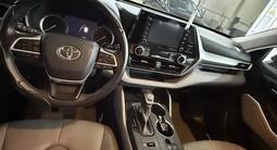 Toyota Highlander 2022 года за 20 000 000 тг. в Астана – фото 3