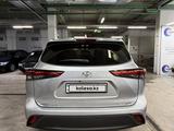 Toyota Highlander 2022 года за 20 000 000 тг. в Астана – фото 2