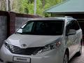 Toyota Sienna 2017 года за 16 000 000 тг. в Алматы
