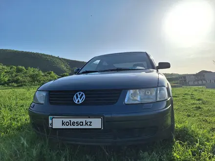 Volkswagen Passat 1998 года за 1 900 000 тг. в Алматы – фото 9