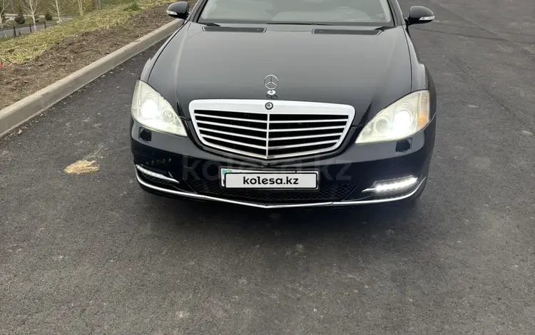 Mercedes-Benz S 550 2007 года за 8 000 000 тг. в Алматы