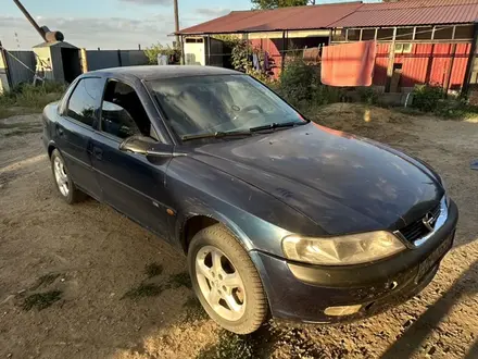 Opel Vectra 1998 года за 1 050 000 тг. в Кандыагаш – фото 3