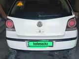 Volkswagen Polo 2007 года за 1 200 000 тг. в Актобе – фото 4